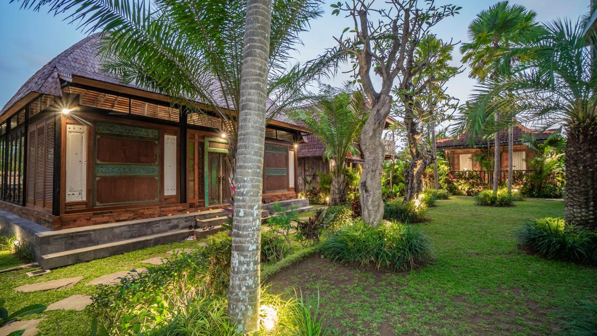 Gayatri Retreat Ubud Exterior photo